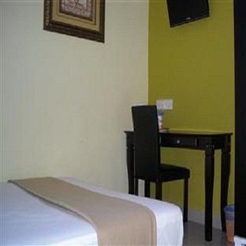 Nilai H-2 Hotel 2*